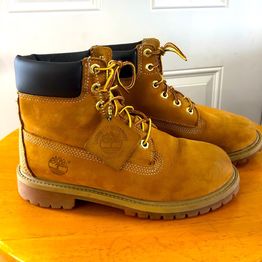 Timberland boots big kids size 4.5